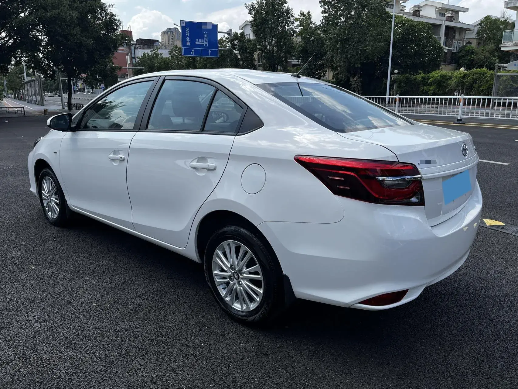 2021 TOYOTA VIOS thumbnail 4