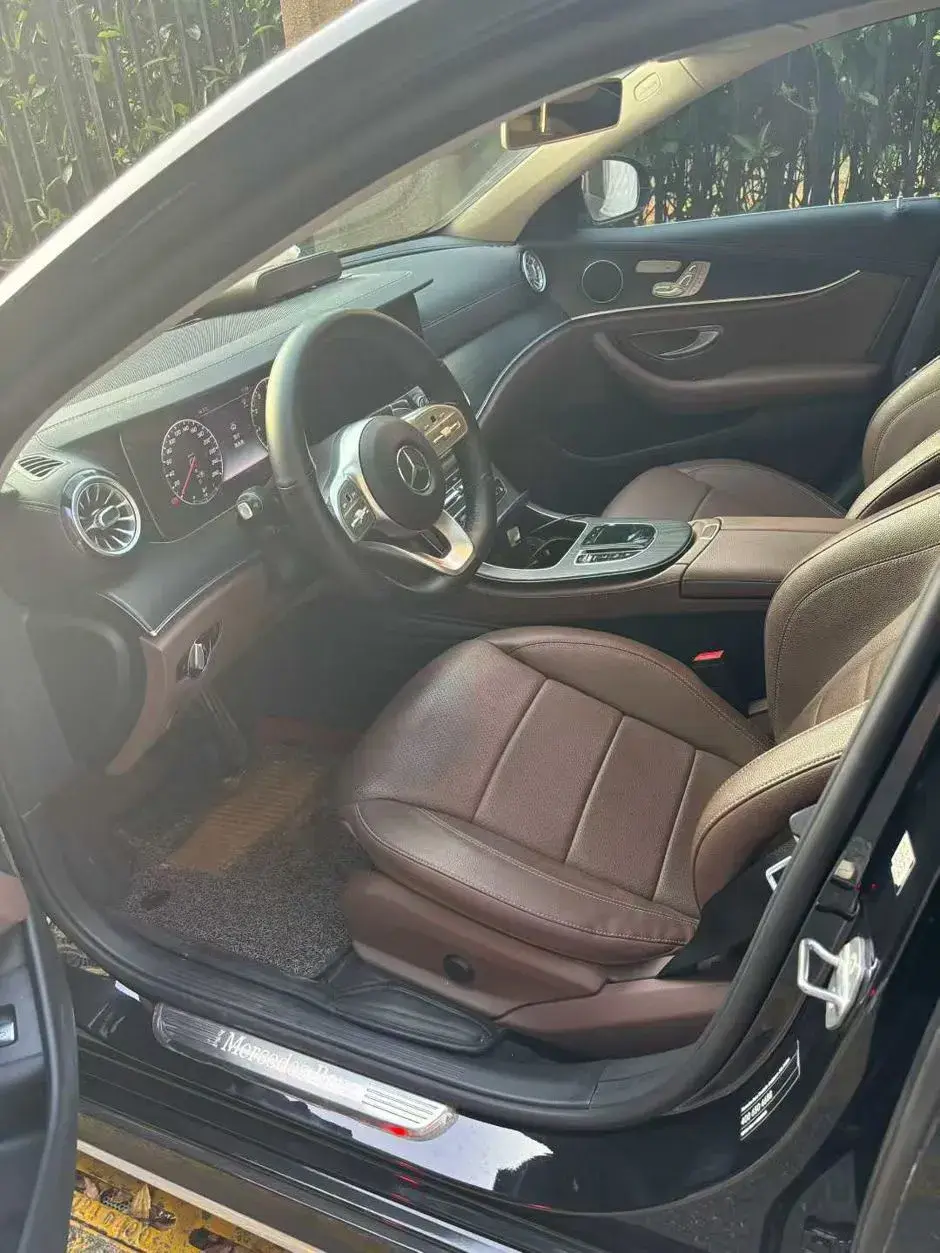 2019 MERCEDES-BENZ E thumbnail 2