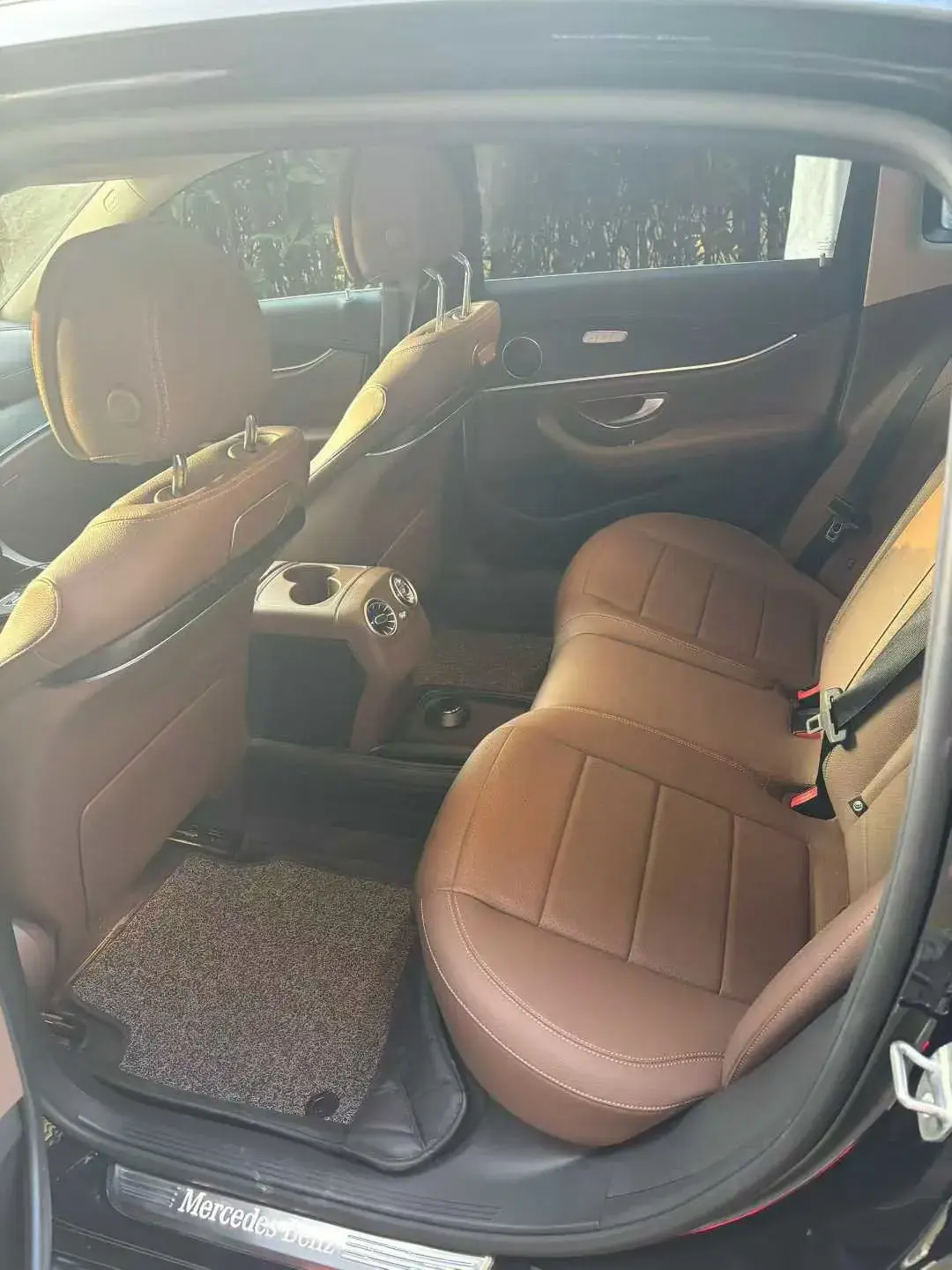 2019 MERCEDES-BENZ E thumbnail 3