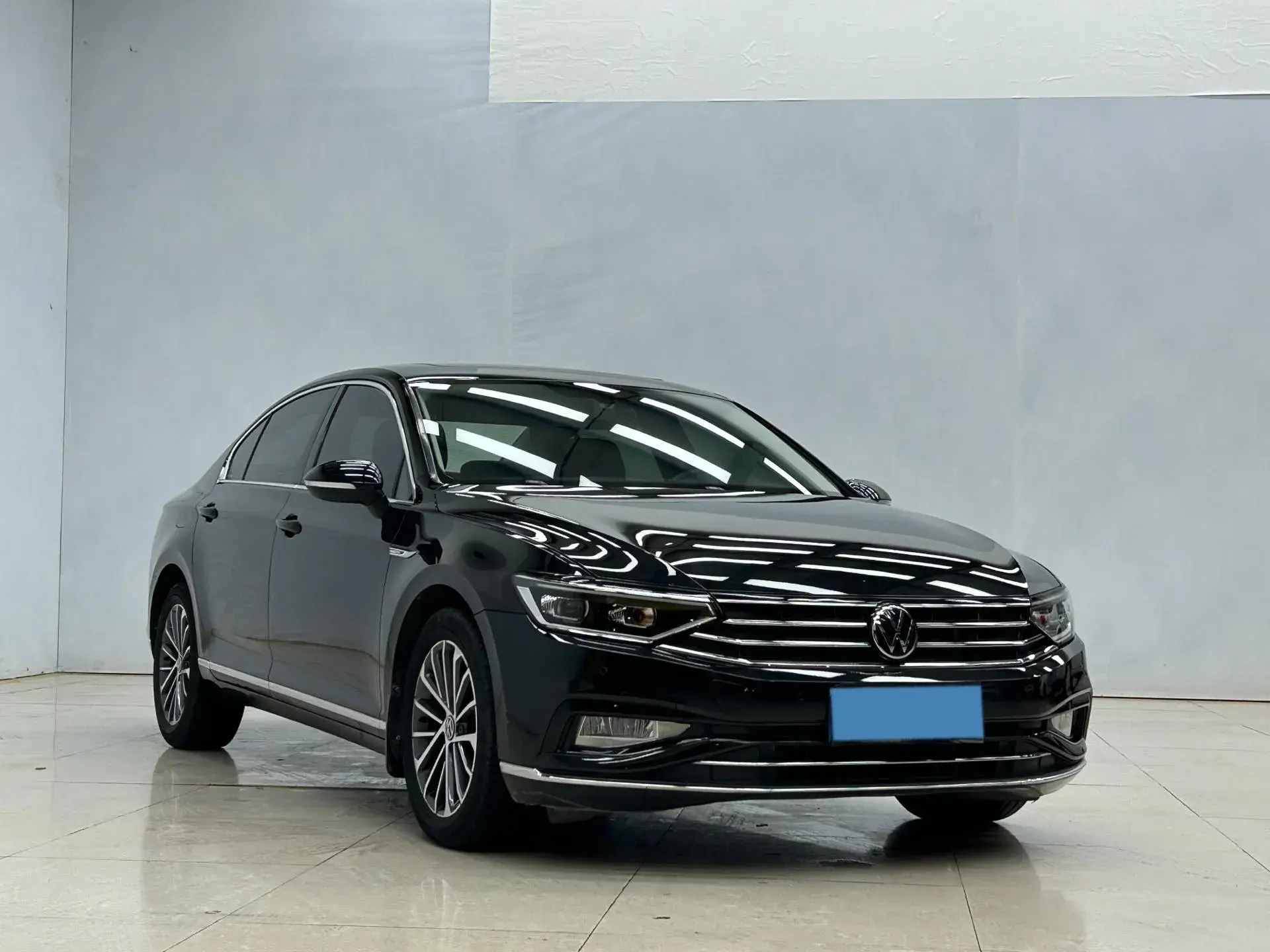 2020 VOLKSWAGEN MAGOTAN thumbnail 3