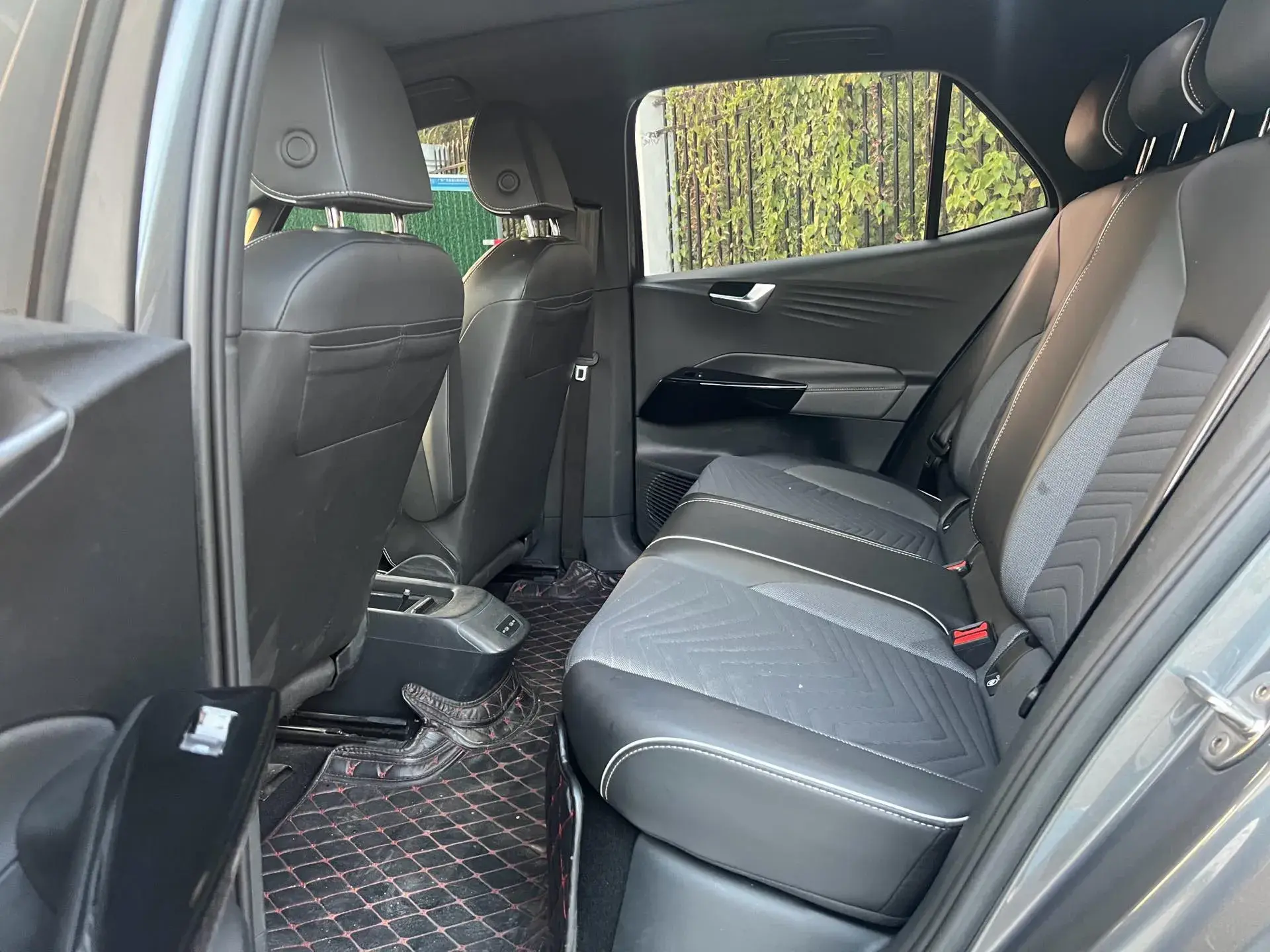 2023 VOLKSWAGEN ID.3 thumbnail 4