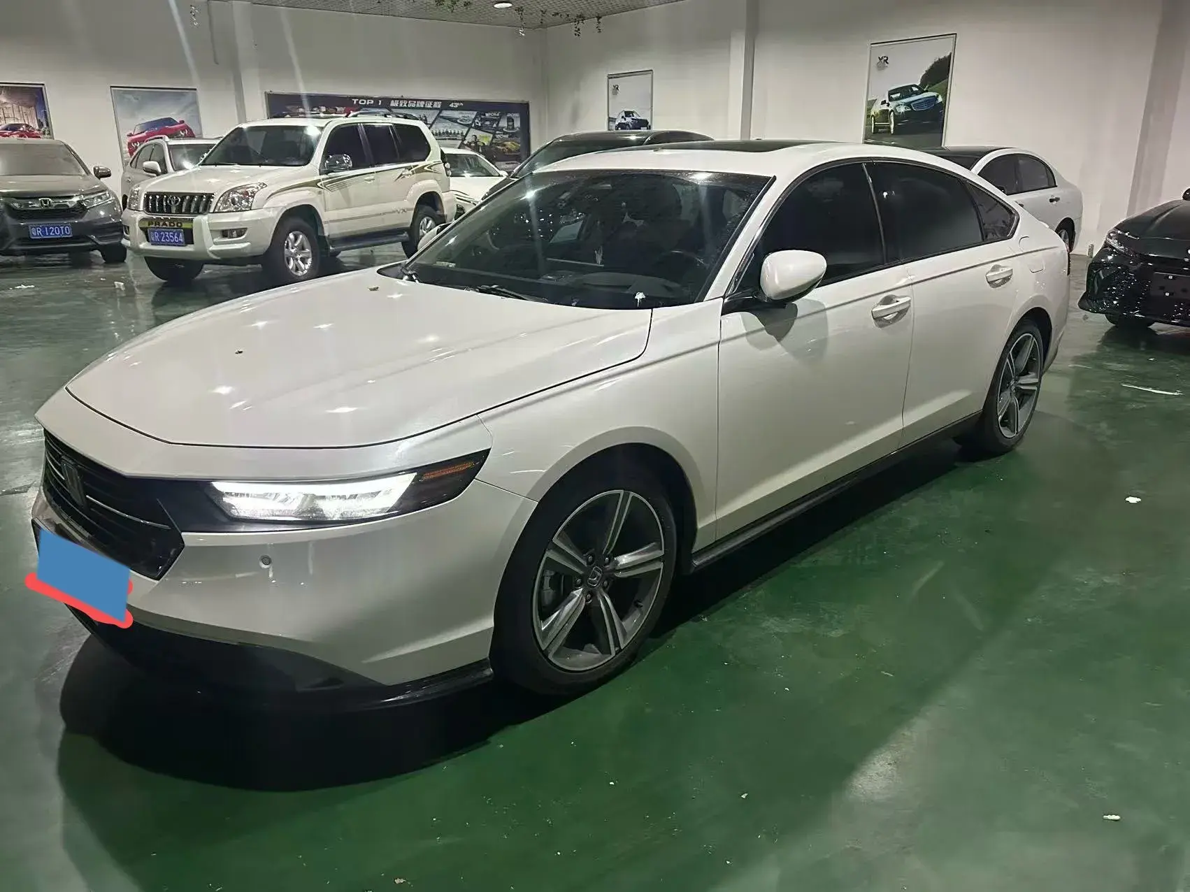 2023 HONDA ACCORD view 1
