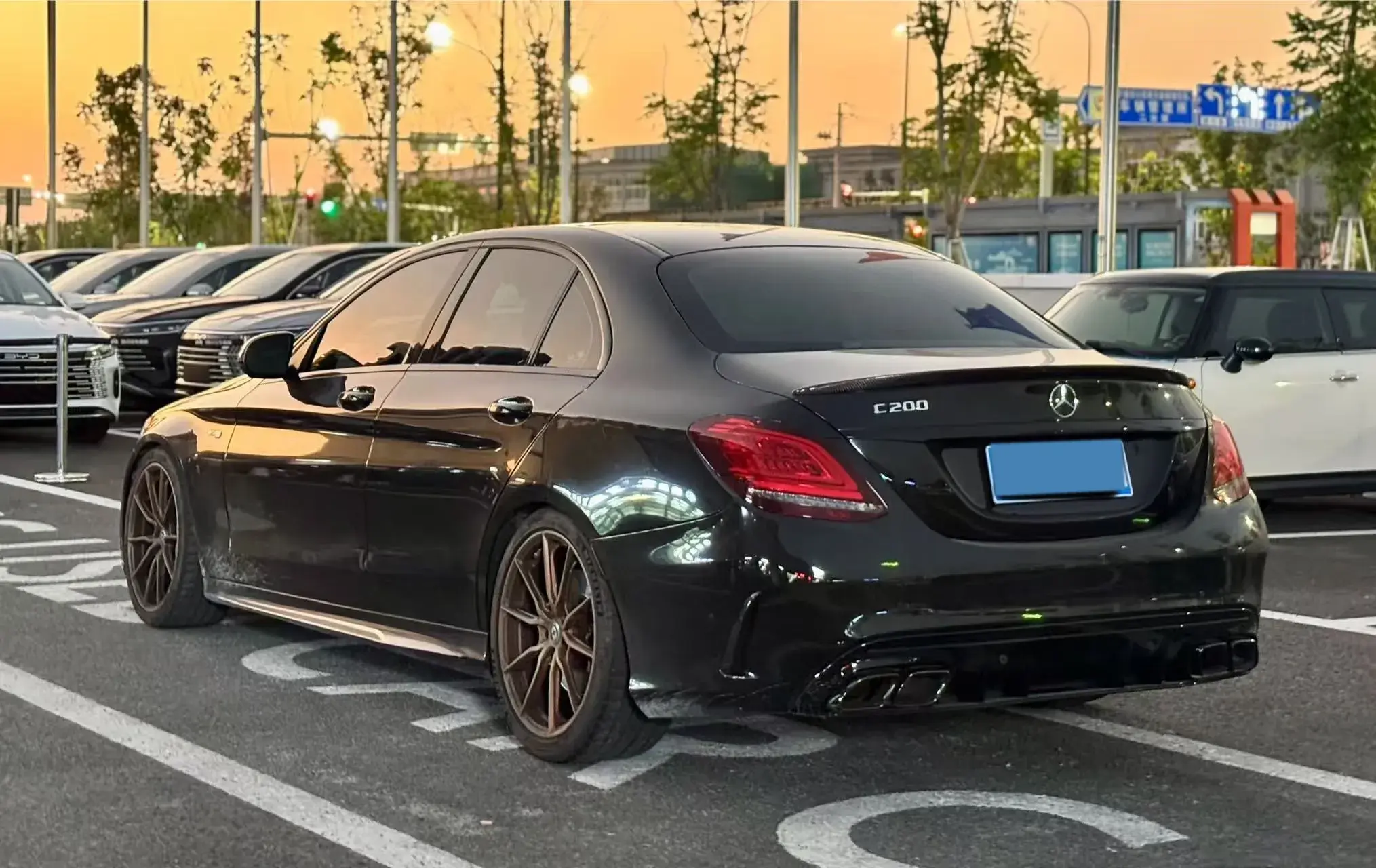 2019 MERCEDES-BENZ C thumbnail 4