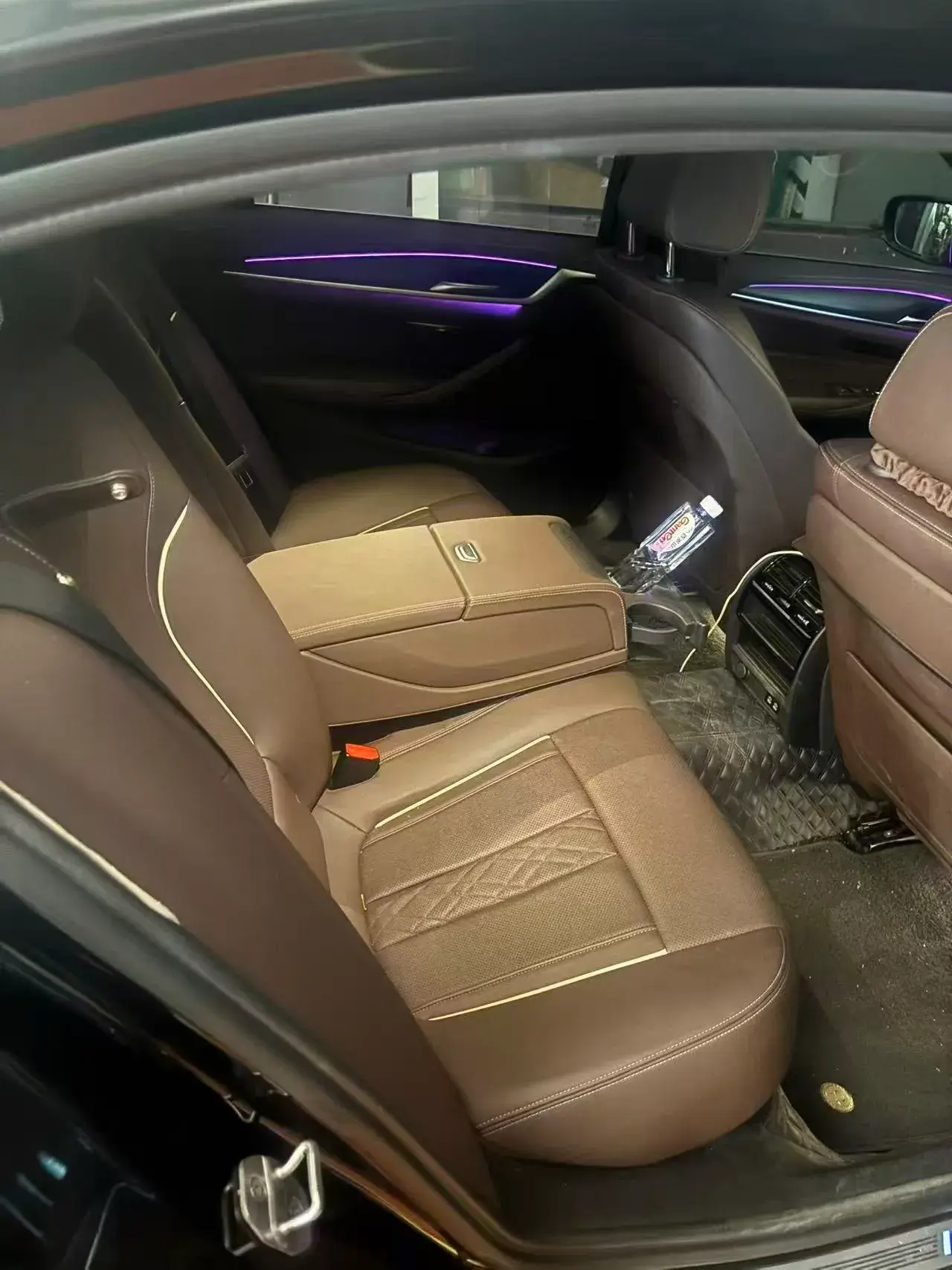 2022 BMW 5 thumbnail 4