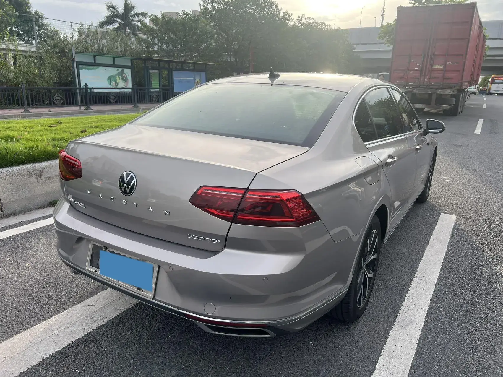 2020 VOLKSWAGEN MAGOTAN thumbnail 3