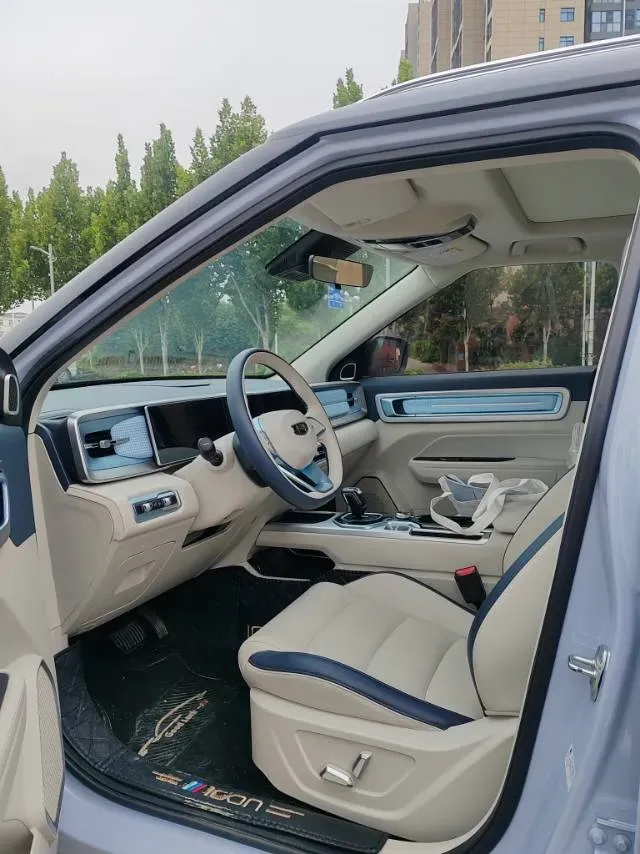 2023 Geely ICON 1.5T 181HP L4 7DCT,autocango,china used car exporter,china ev exporter,chinese used car exporter,chinese used ev exporter