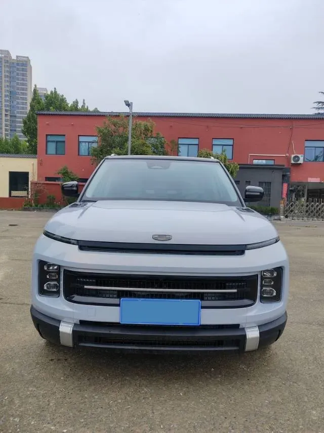 2023 Geely ICON 1.5T 181HP L4 7DCT,autocango,china used car exporter,china ev exporter,chinese used car exporter,chinese used ev exporter