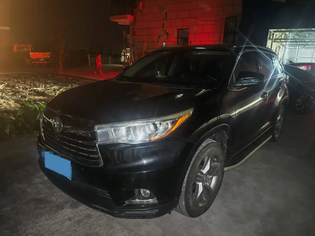 2017 Toyota Highlander 2.0T 220HP L4 6AT