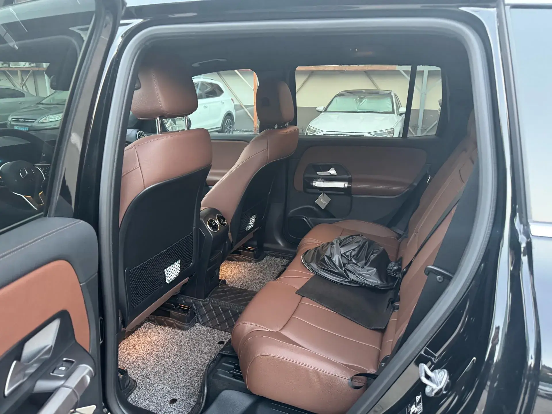 2022 MERCEDES-BENZ GLB thumbnail 4