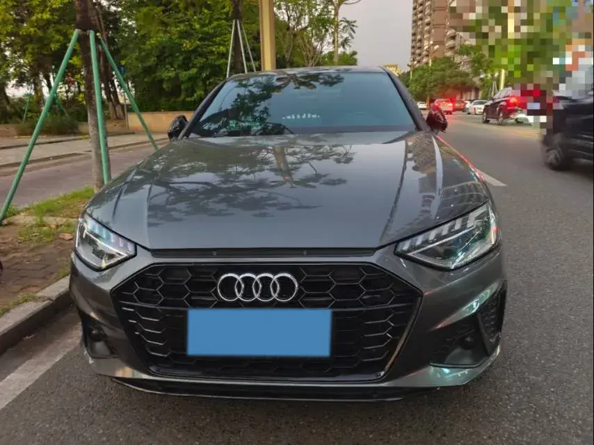 2023 AUDI A4L thumbnail 2