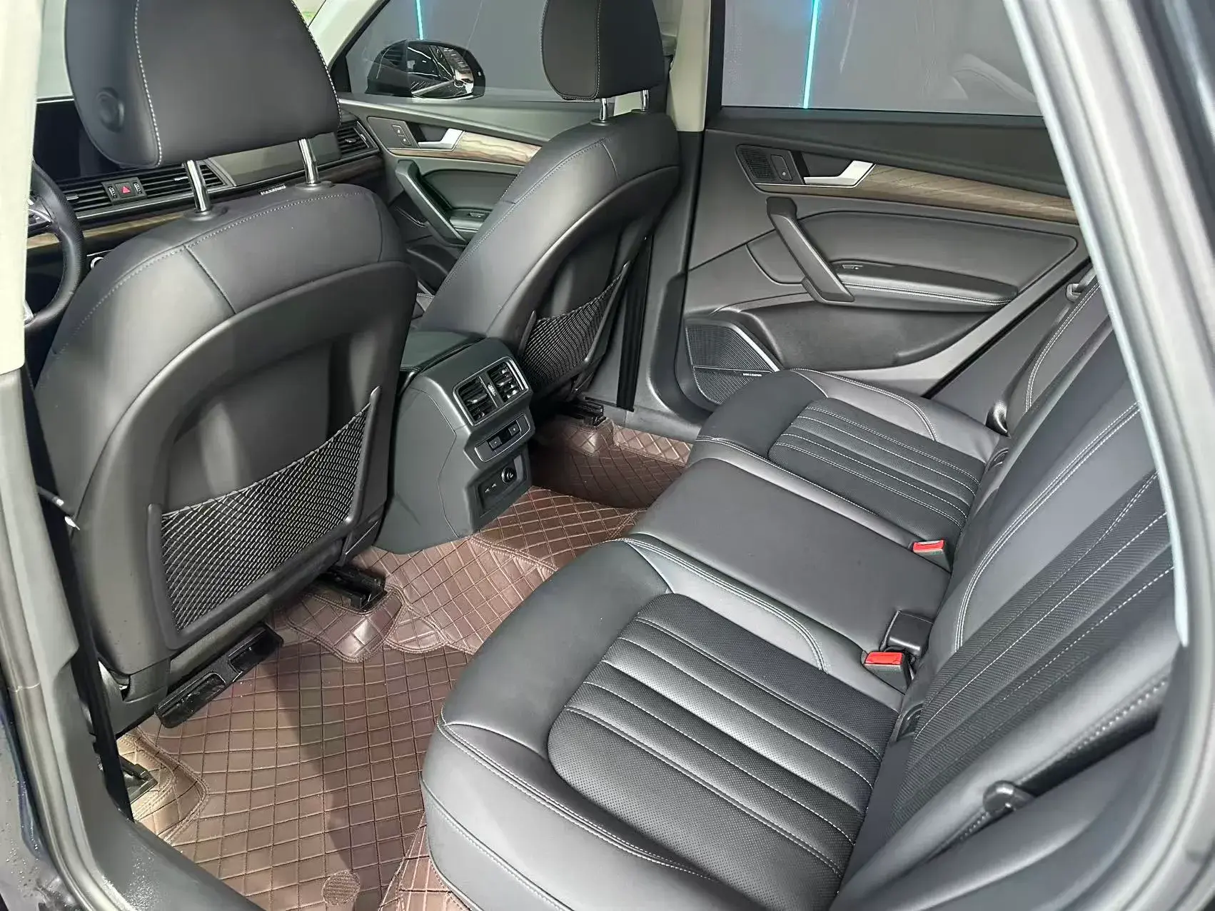 2022 AUDI Q5L thumbnail 4