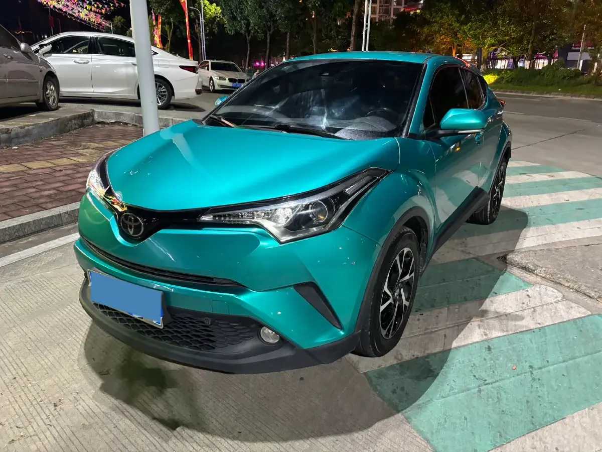 2018 Toyota C-HR 2.0L 171HP L4 CVT