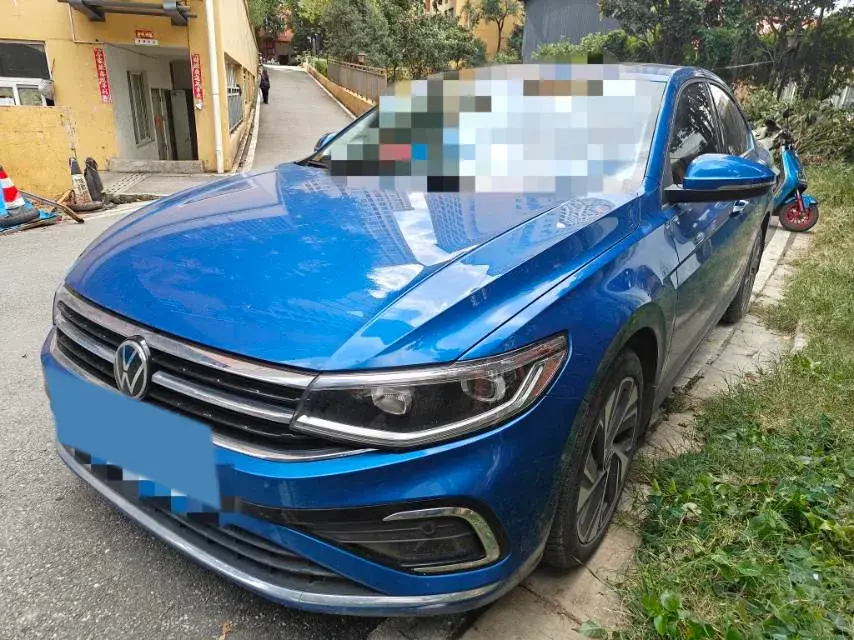 2023 VOLKSWAGEN BORA view 1