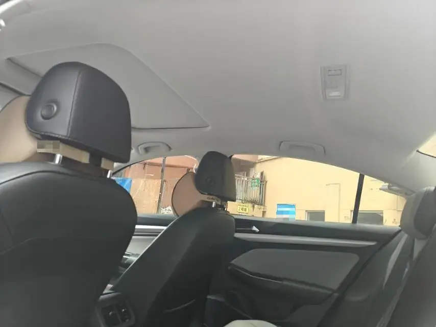 2023 VOLKSWAGEN BORA thumbnail 3