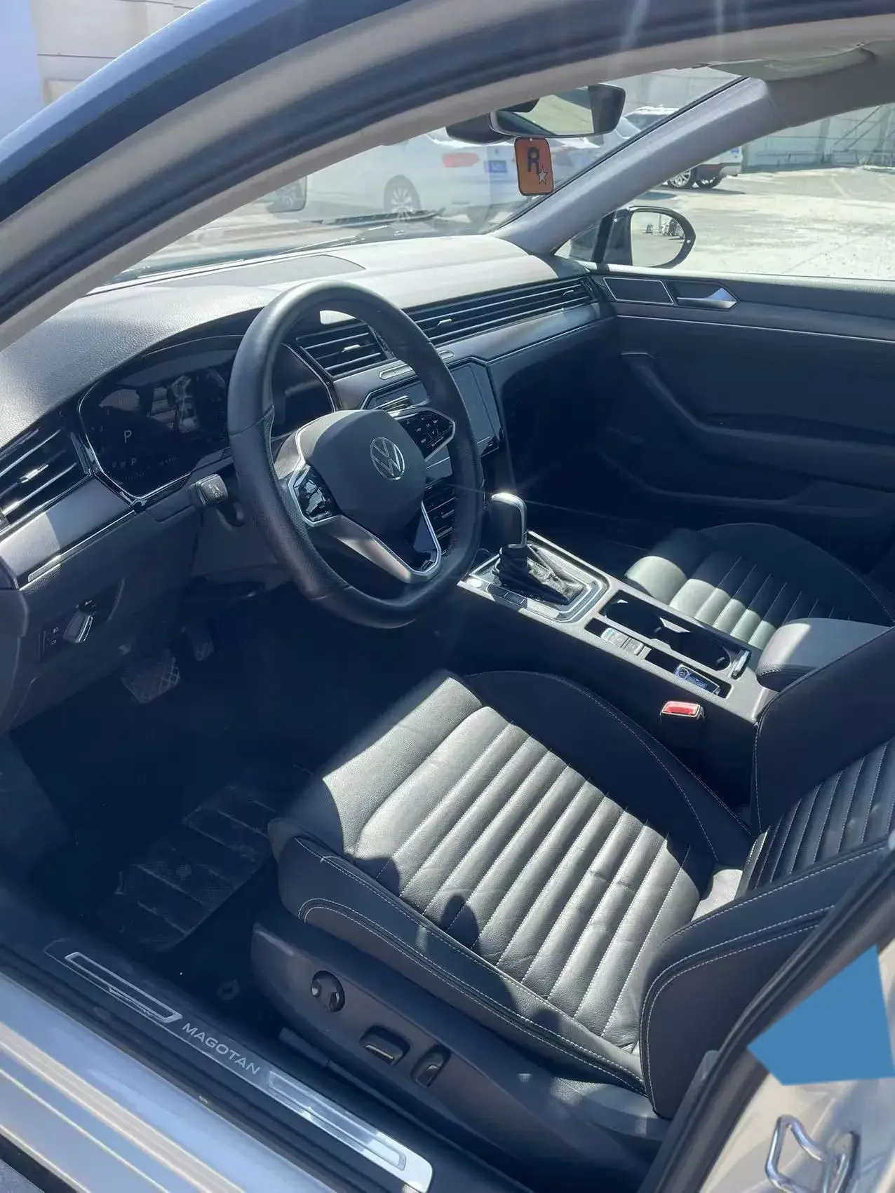 2020 VOLKSWAGEN MAGOTAN thumbnail 4