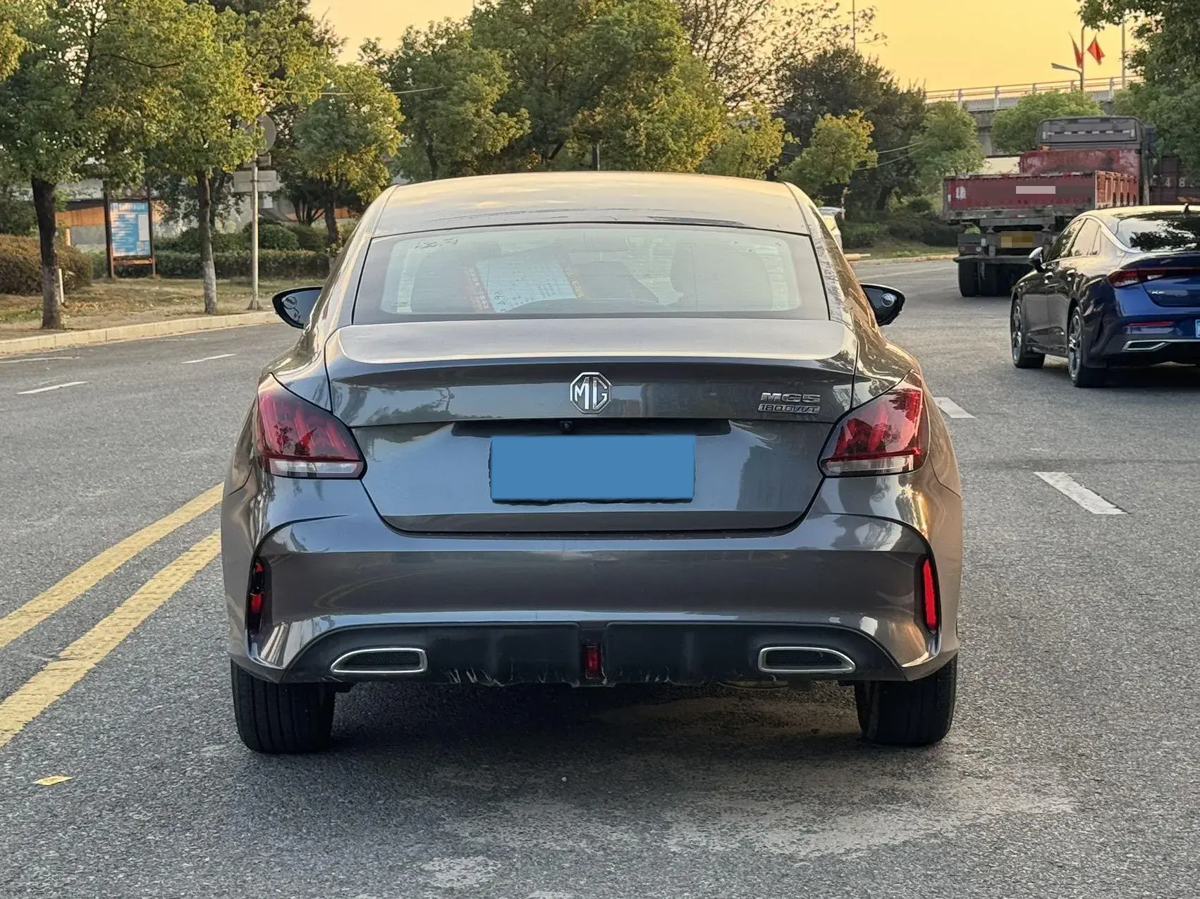 2023 MG 5 thumbnail 4