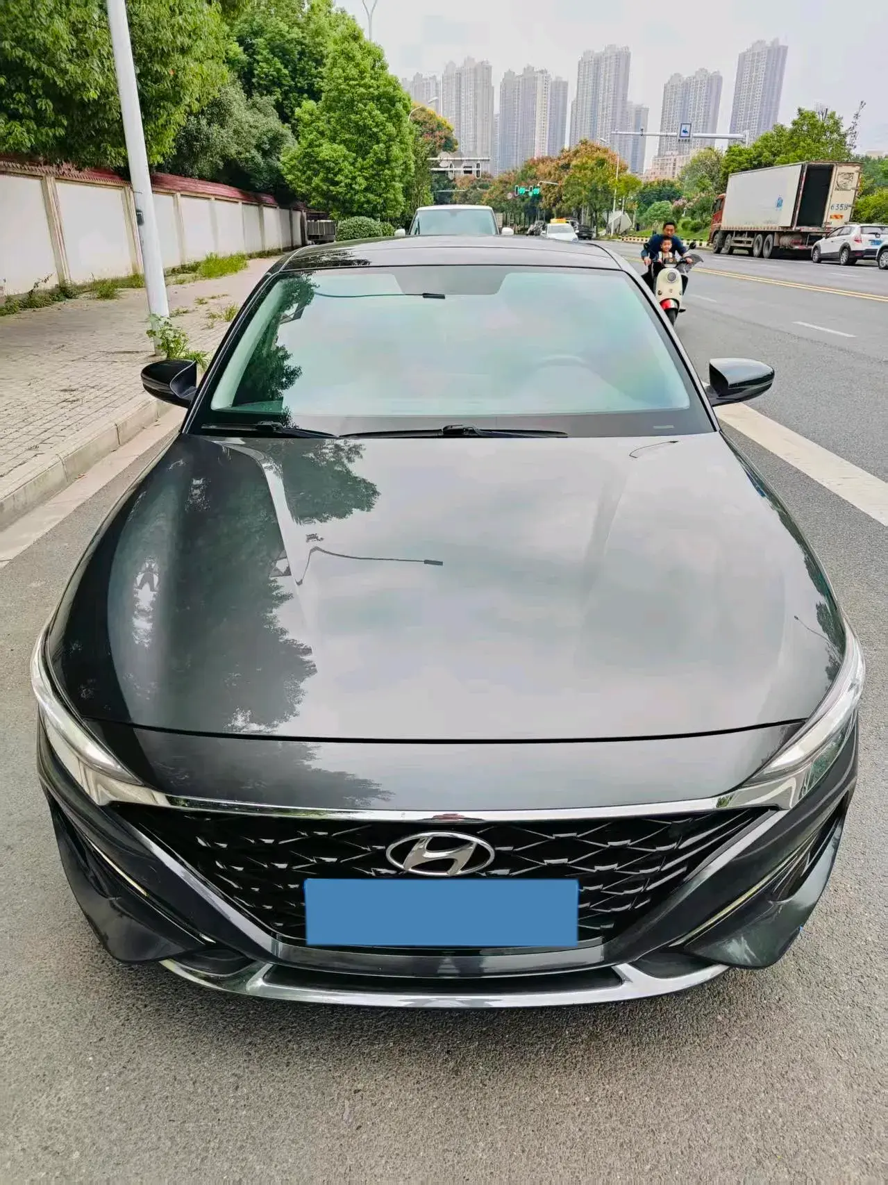 2019 HYUNDAI LA thumbnail 2
