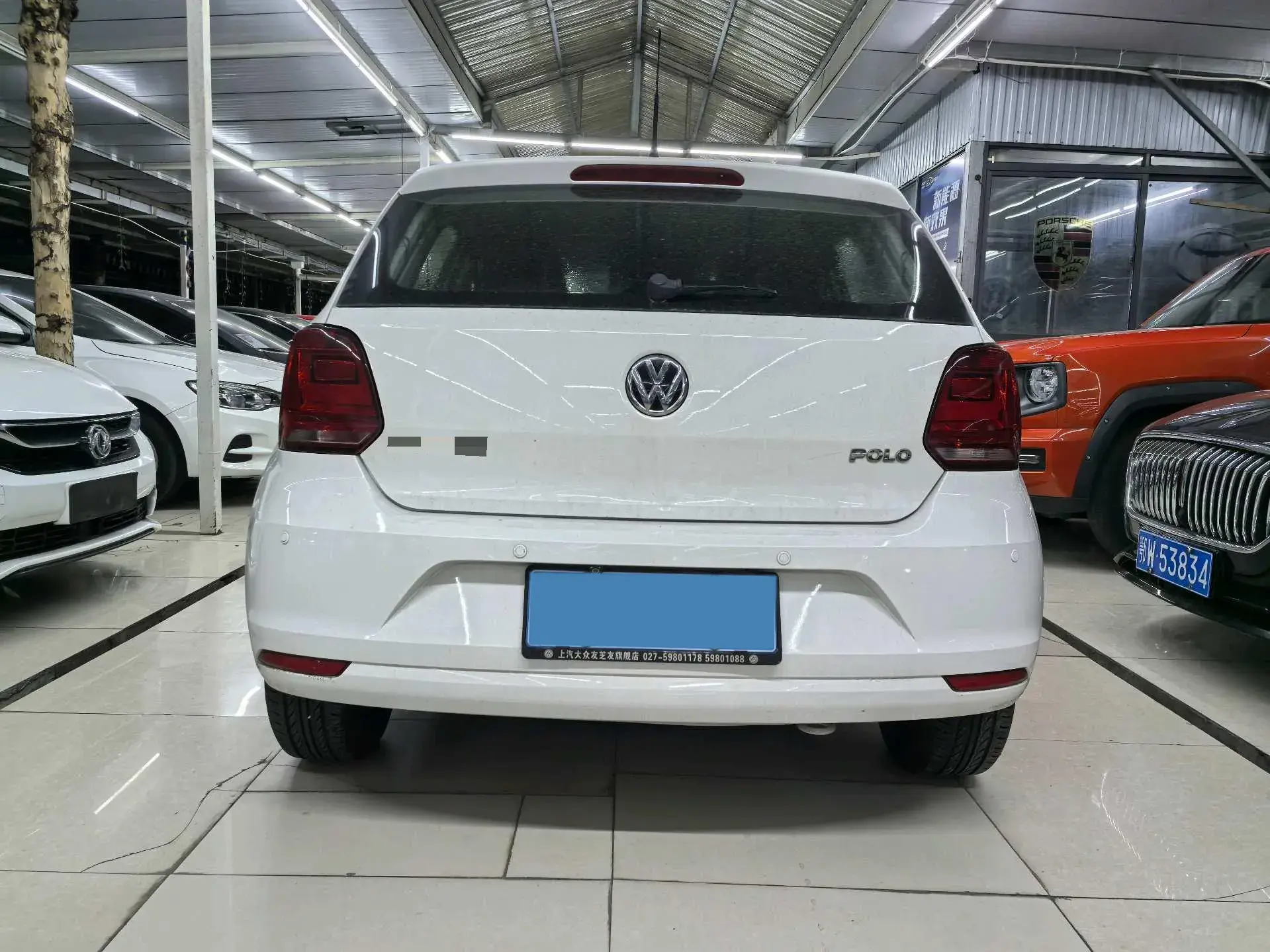 2016 VOLKSWAGEN POLO thumbnail 4