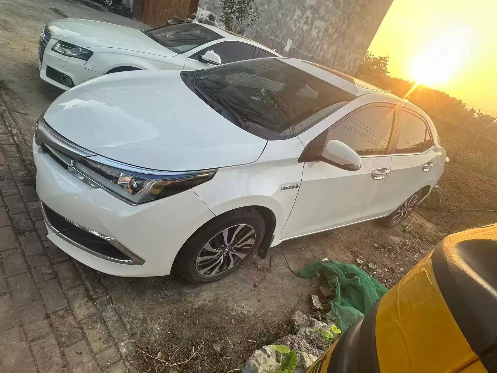 2017 TOYOTA COROLLA view 1