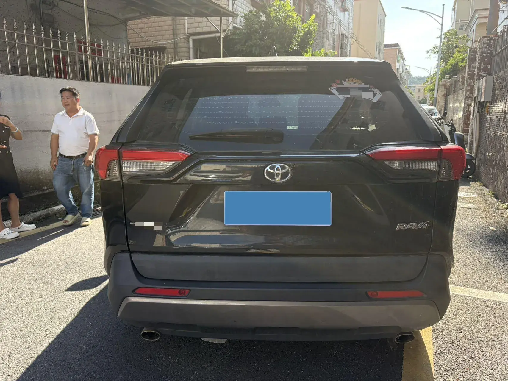 2021 TOYOTA RAV4 thumbnail 2