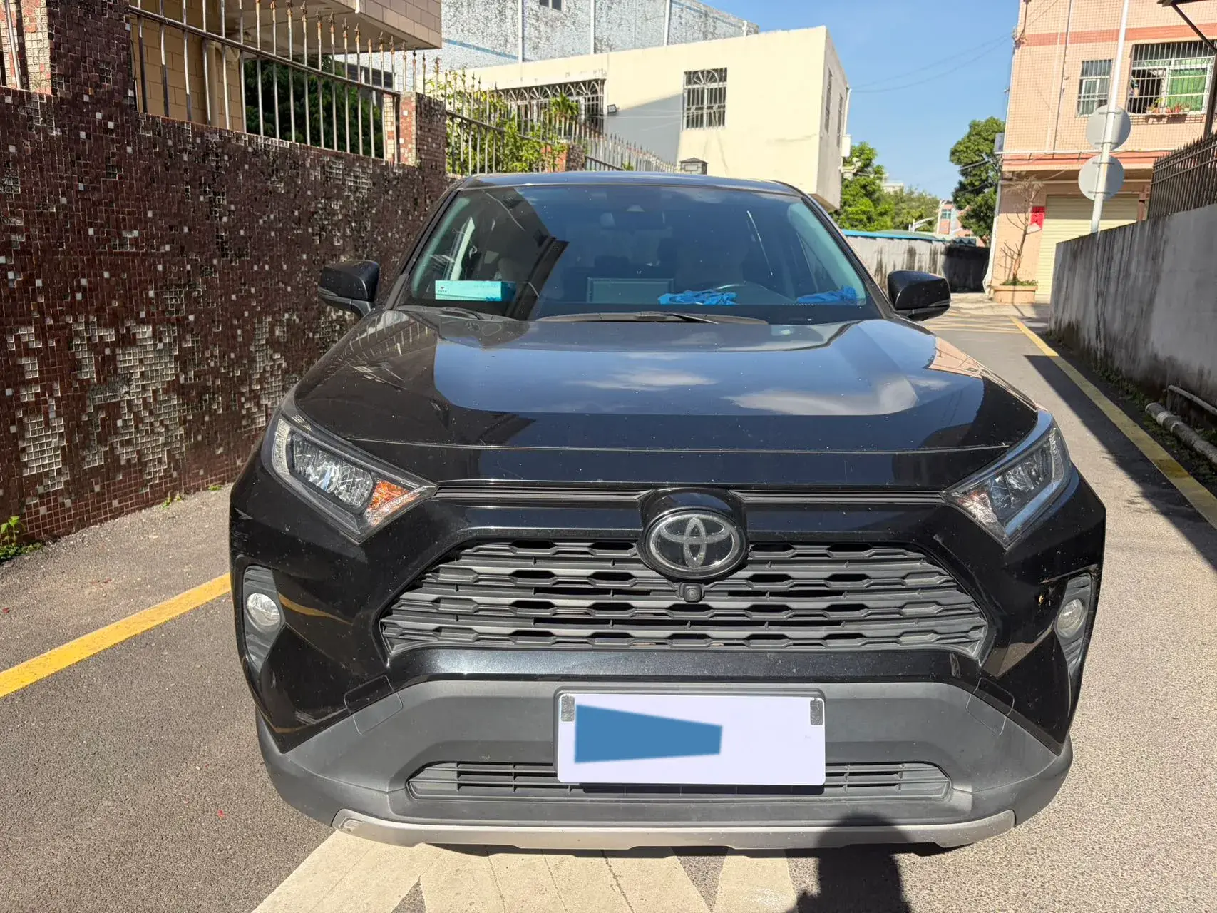 2021 TOYOTA RAV4 thumbnail 4