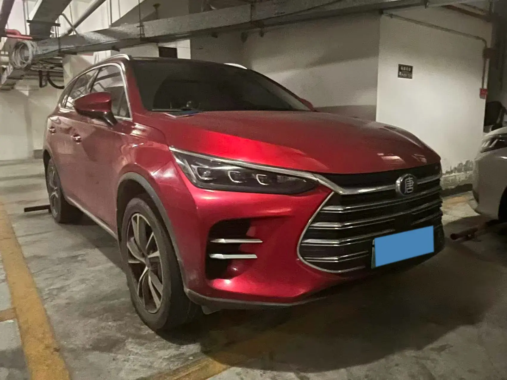 2018 BYD TANG thumbnail 2