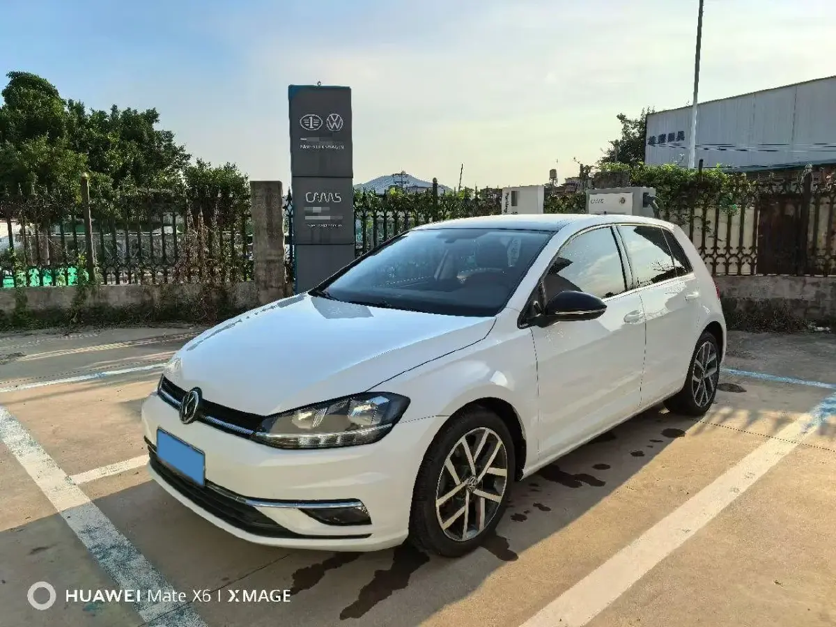 2019 Volkswagen Golf 1.4T 150HP L4 7DCT