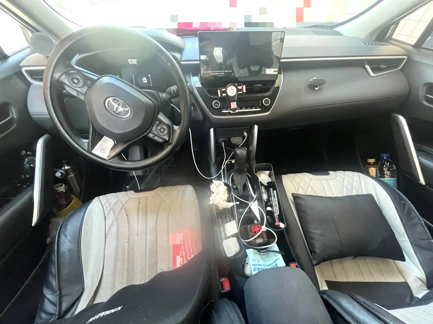 2023 TOYOTA COROLLA thumbnail 2