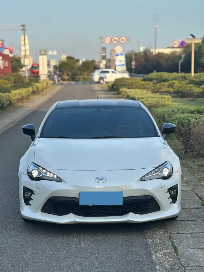 2019 Toyota 86 2.0L 200HP H4 6MT,autocango,china used car exporter,china ev exporter,chinese used car exporter,chinese used ev exporter