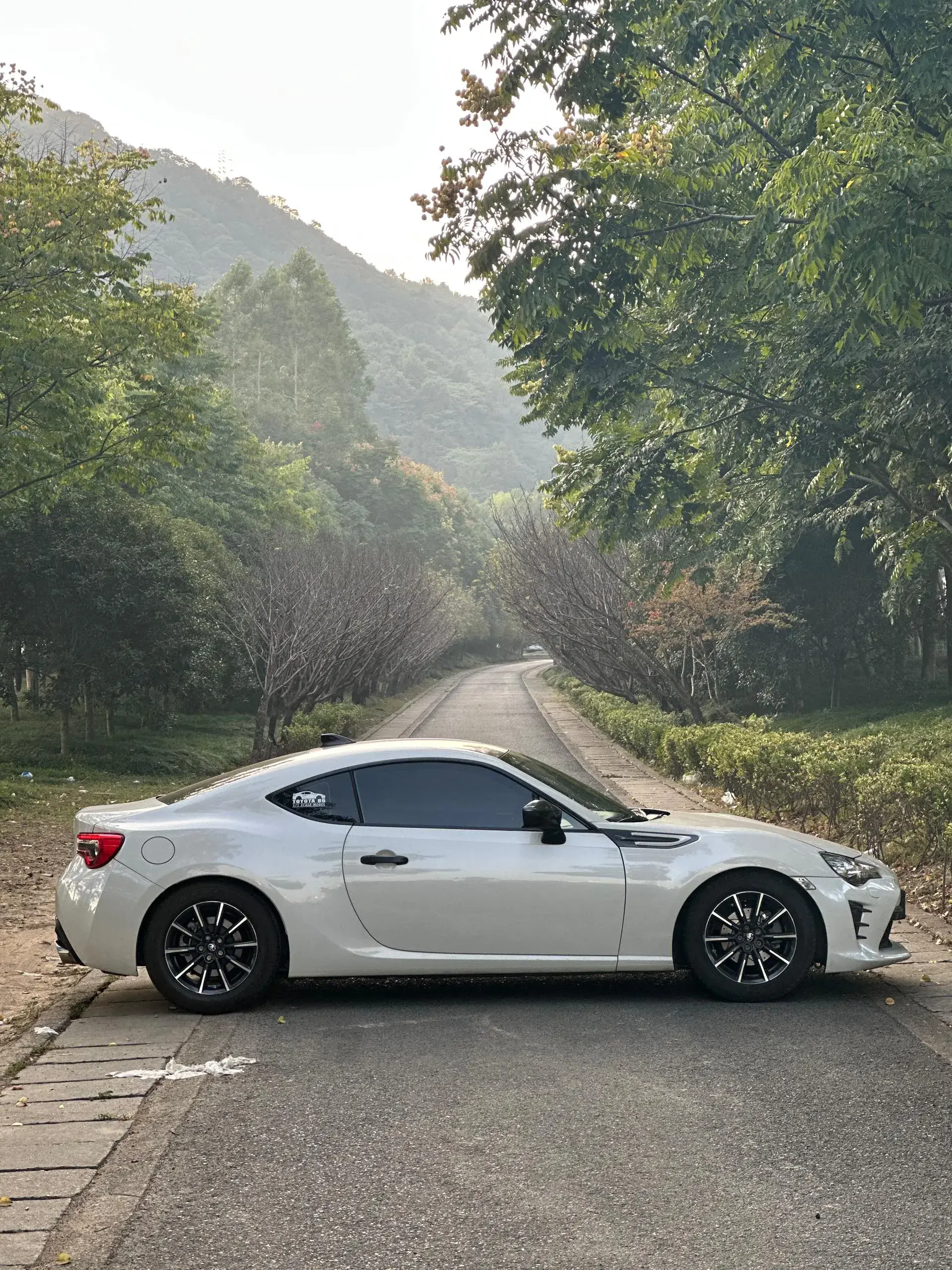 2019 TOYOTA 86 thumbnail 3