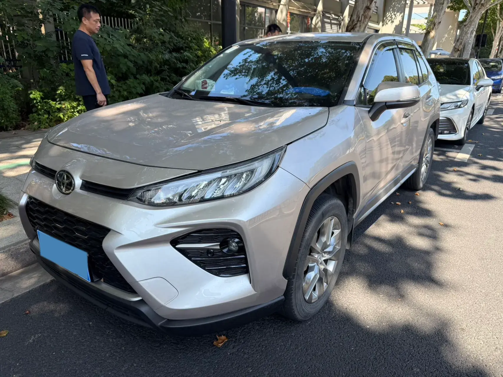 2021 TOYOTA WILDLANDER view 1