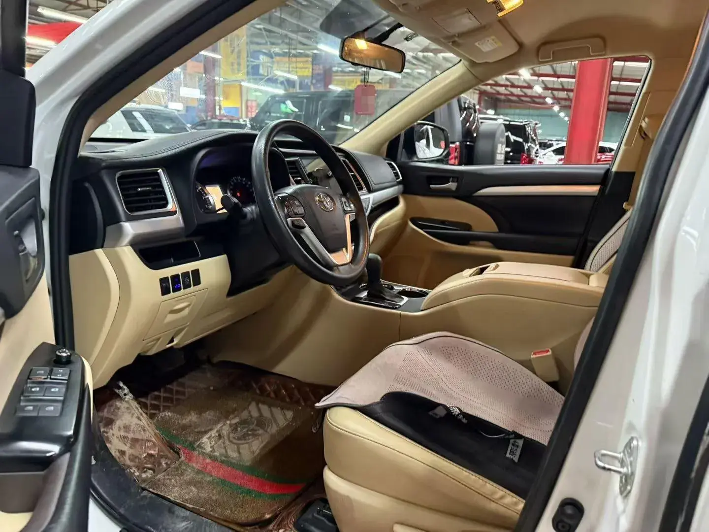 2021 TOYOTA HIGHLANDER thumbnail 3