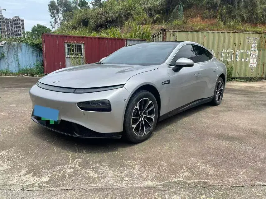 2020 XPENG P7 view 1