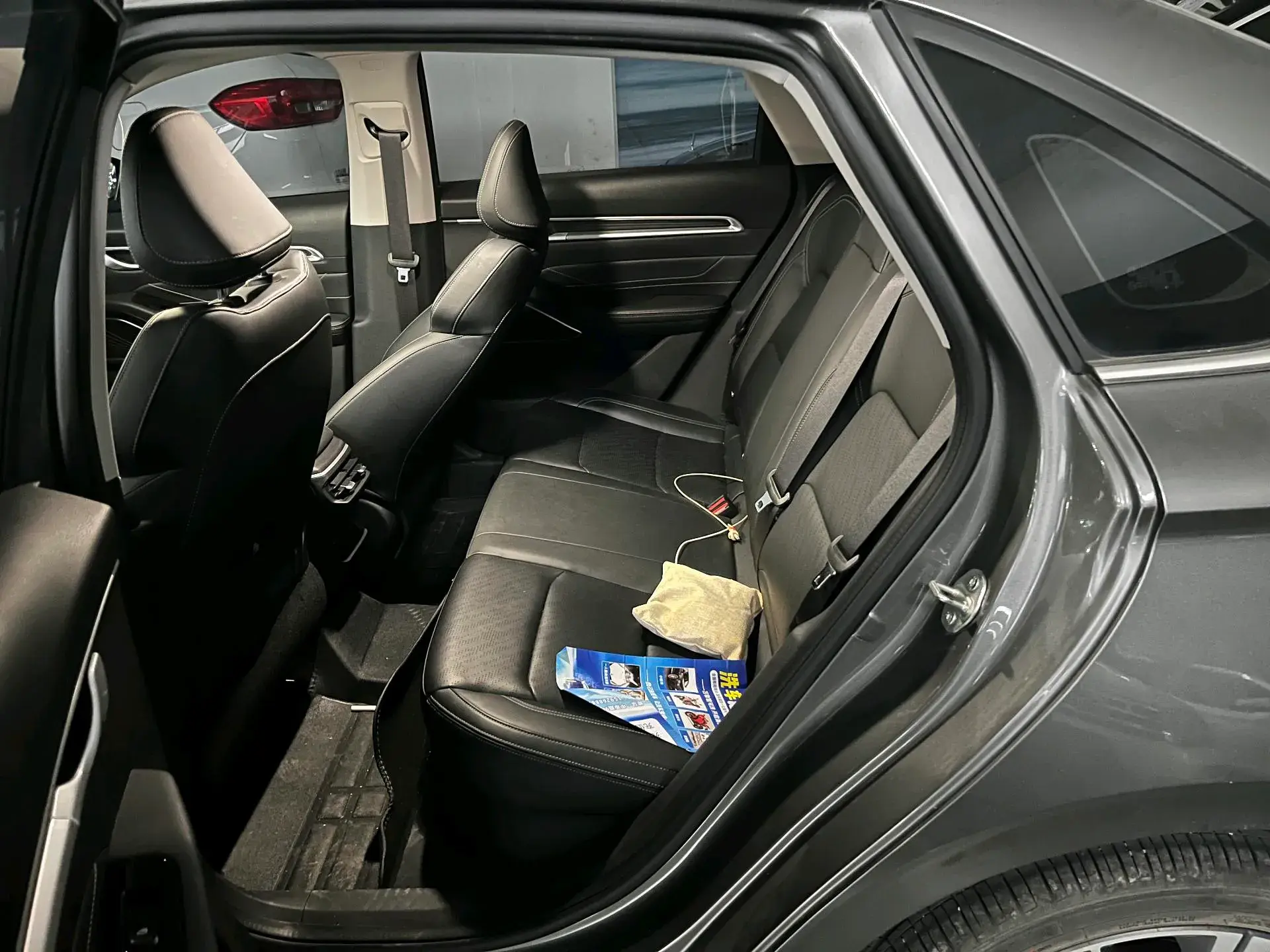 2022 GEELY EMGRAND thumbnail 4