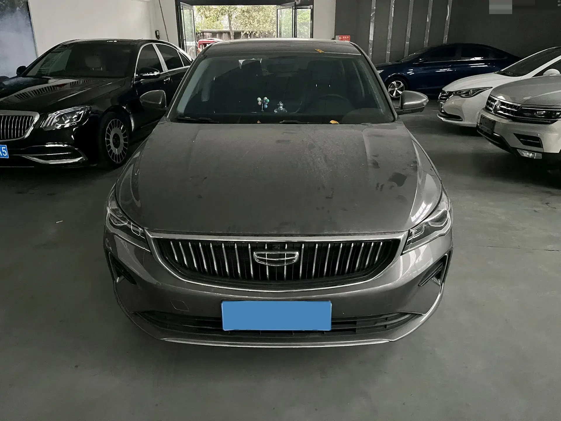 2022 GEELY EMGRAND thumbnail 3