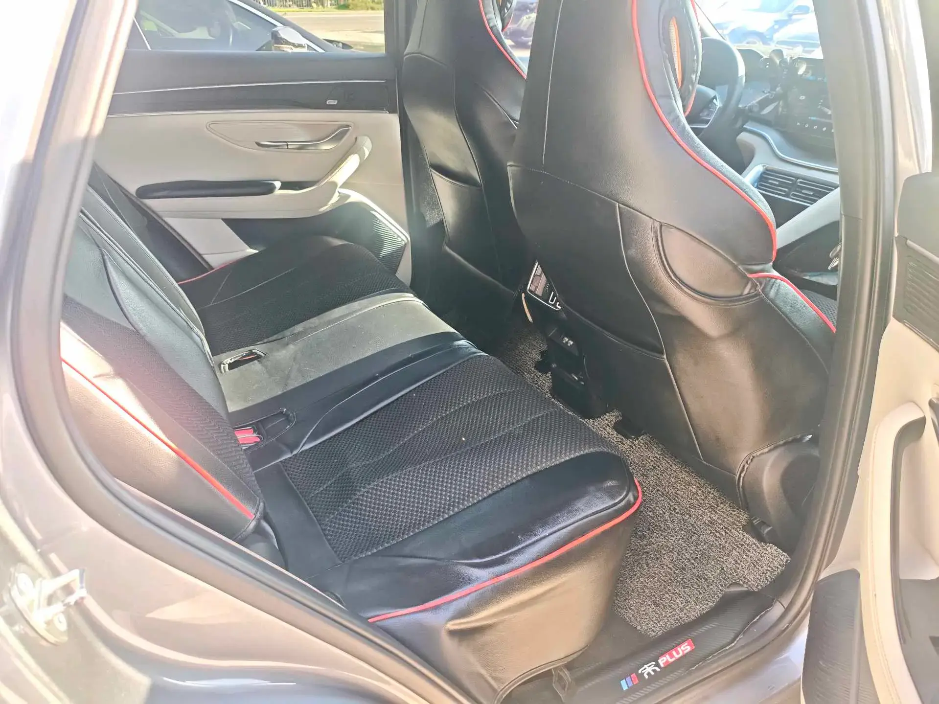 2021 BYD SONG thumbnail 4