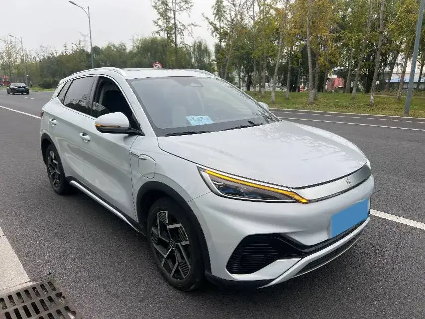 2022 BYD YUAN thumbnail 3