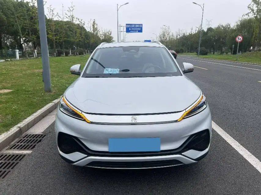 2022 BYD YUAN thumbnail 2