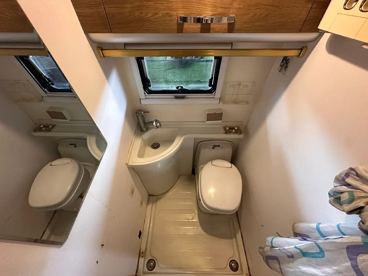 2002 SsangYong Chairman 2.8L 197HP L6 5AT,autocango,china used car exporter,china ev exporter,chinese used car exporter,chinese used ev exporter