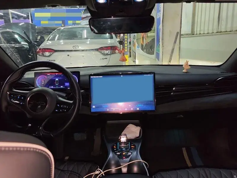 2022 BYD SEAL thumbnail 4