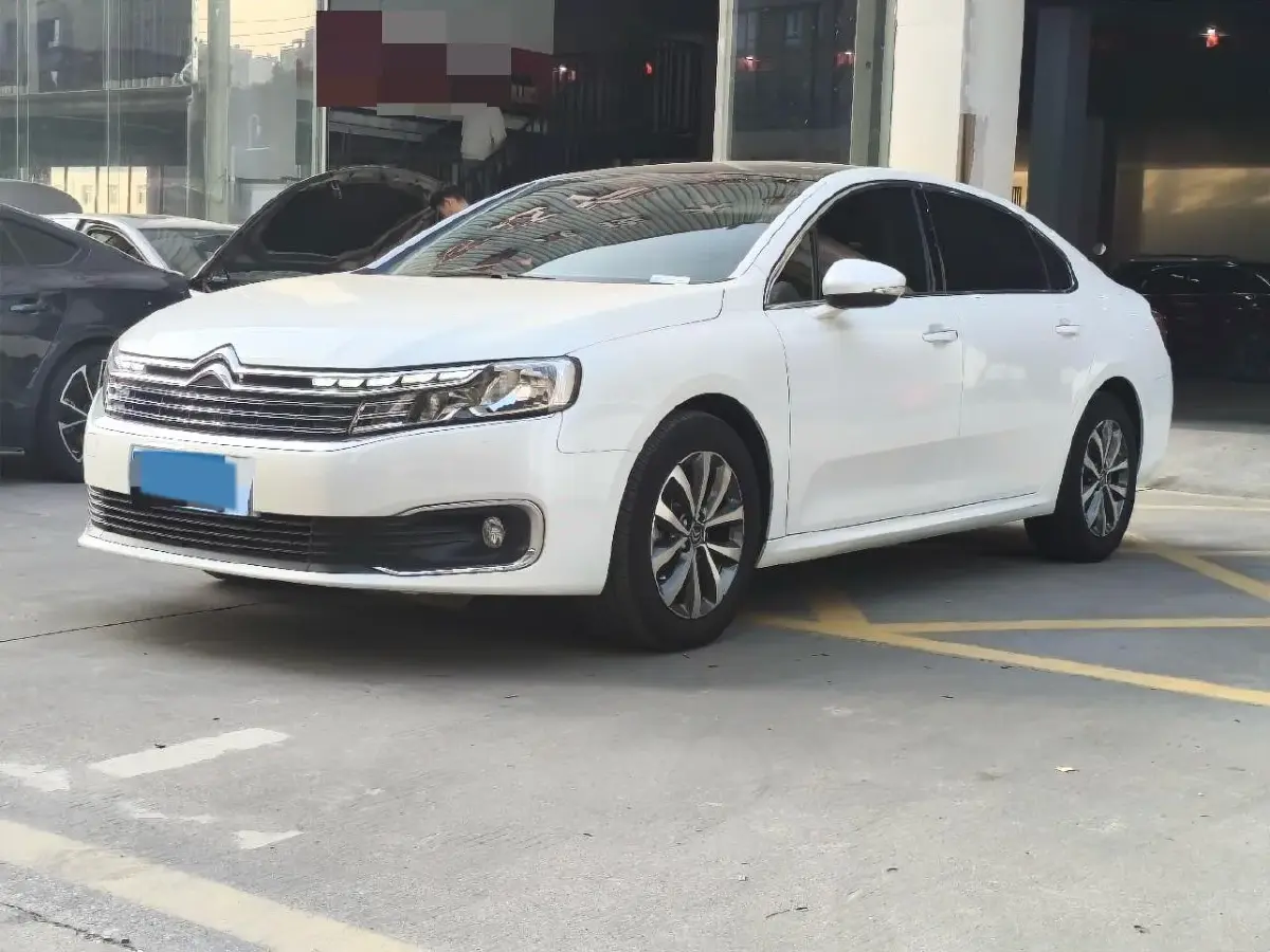2021 Citroen C6 1.8T 211HP L4 8AT