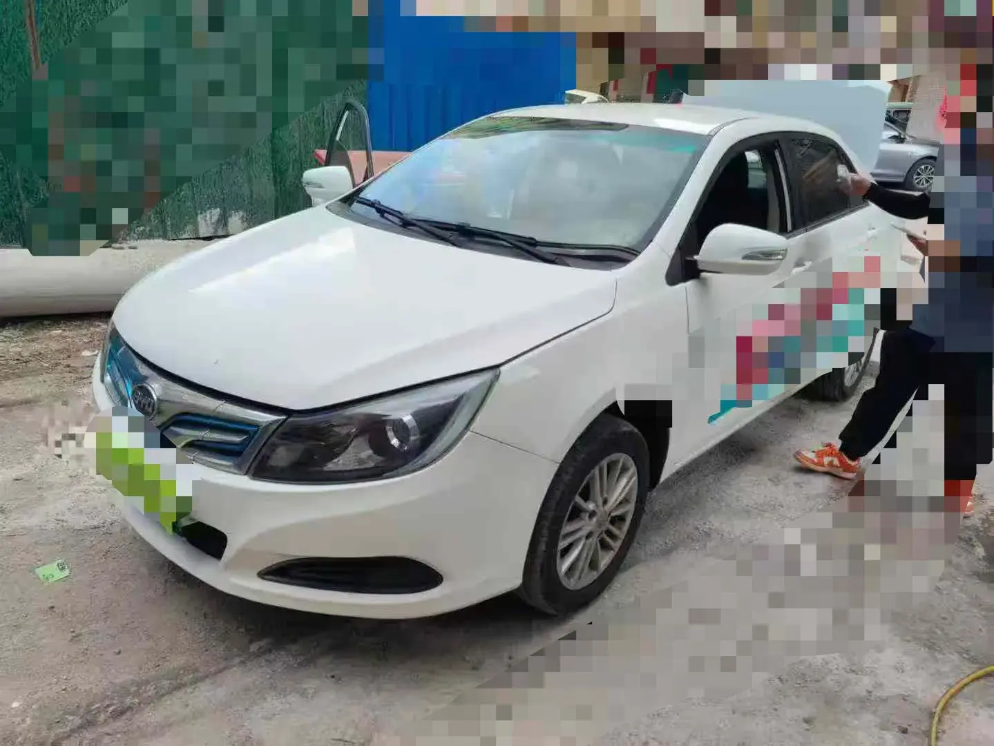 2018 BYD E5 view 1