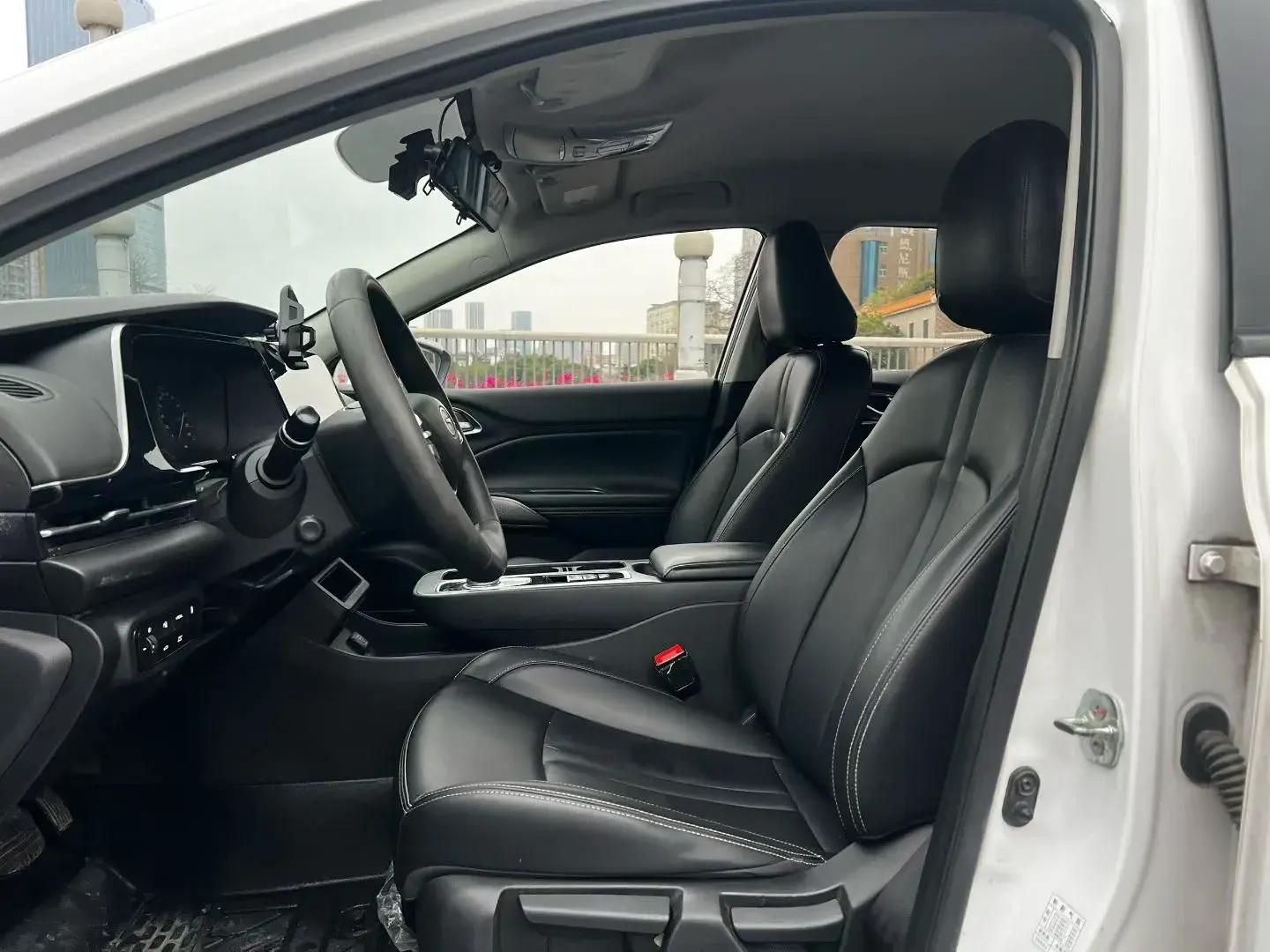 2019 AION S thumbnail 4