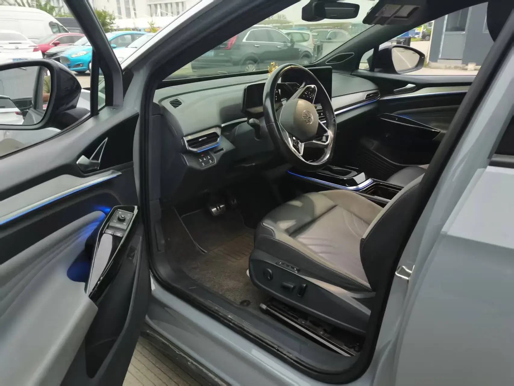 2021 VOLKSWAGEN ID.4 thumbnail 4