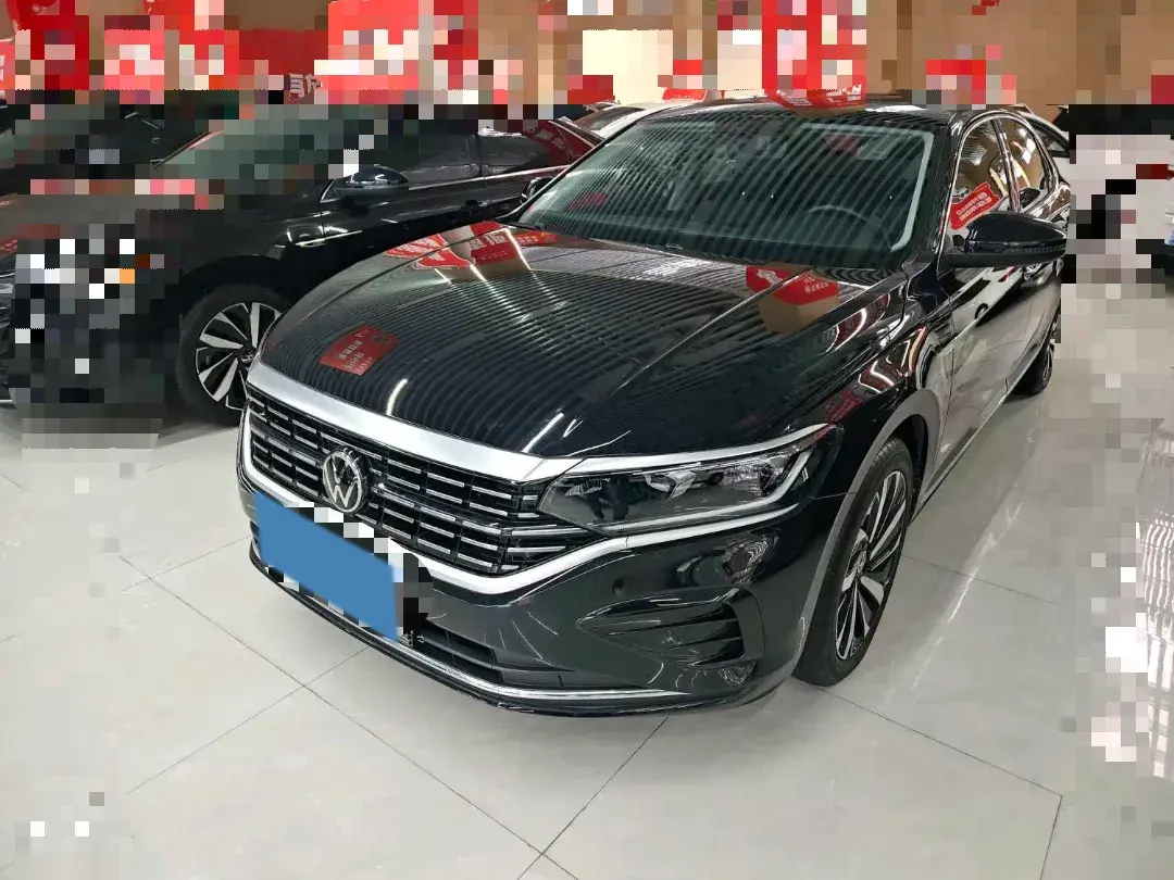 2023 VOLKSWAGEN PASSAT view 1