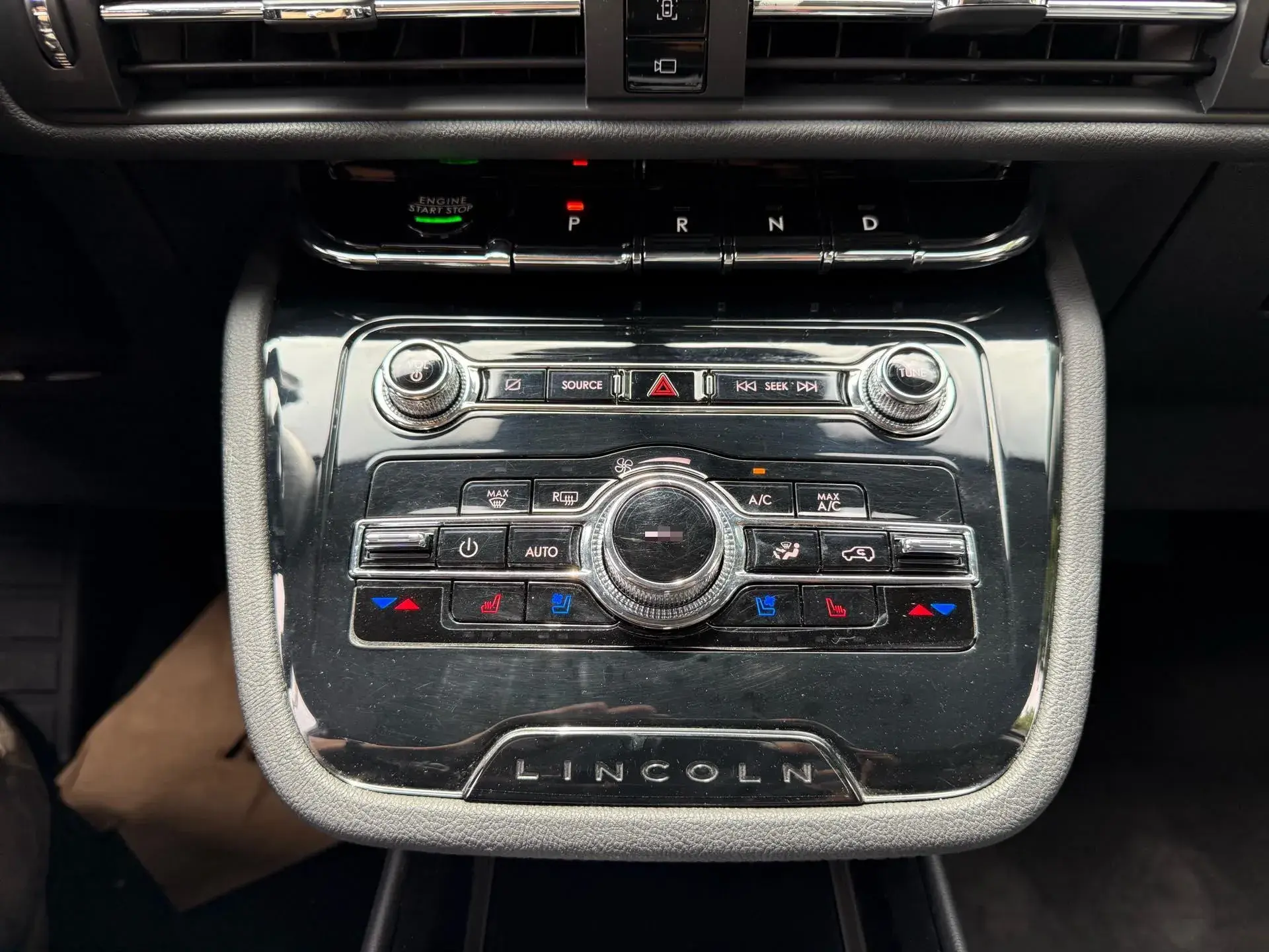 2021 LINCOLN CORSAIR thumbnail 3