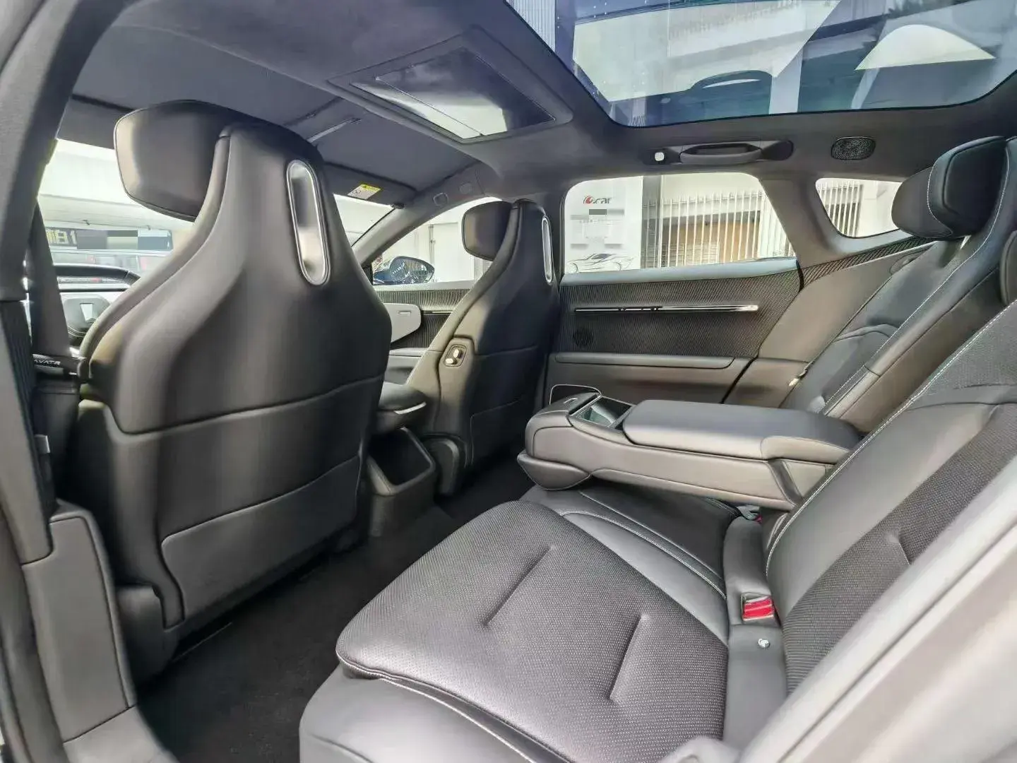 2025 AVATR 12 thumbnail 4