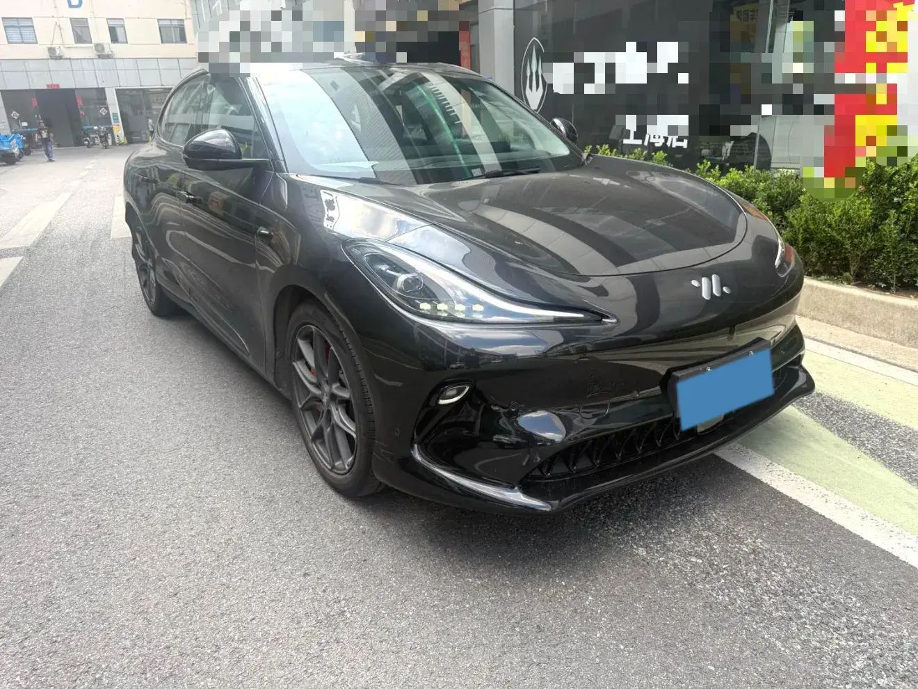 2025 IM LS6 thumbnail 3