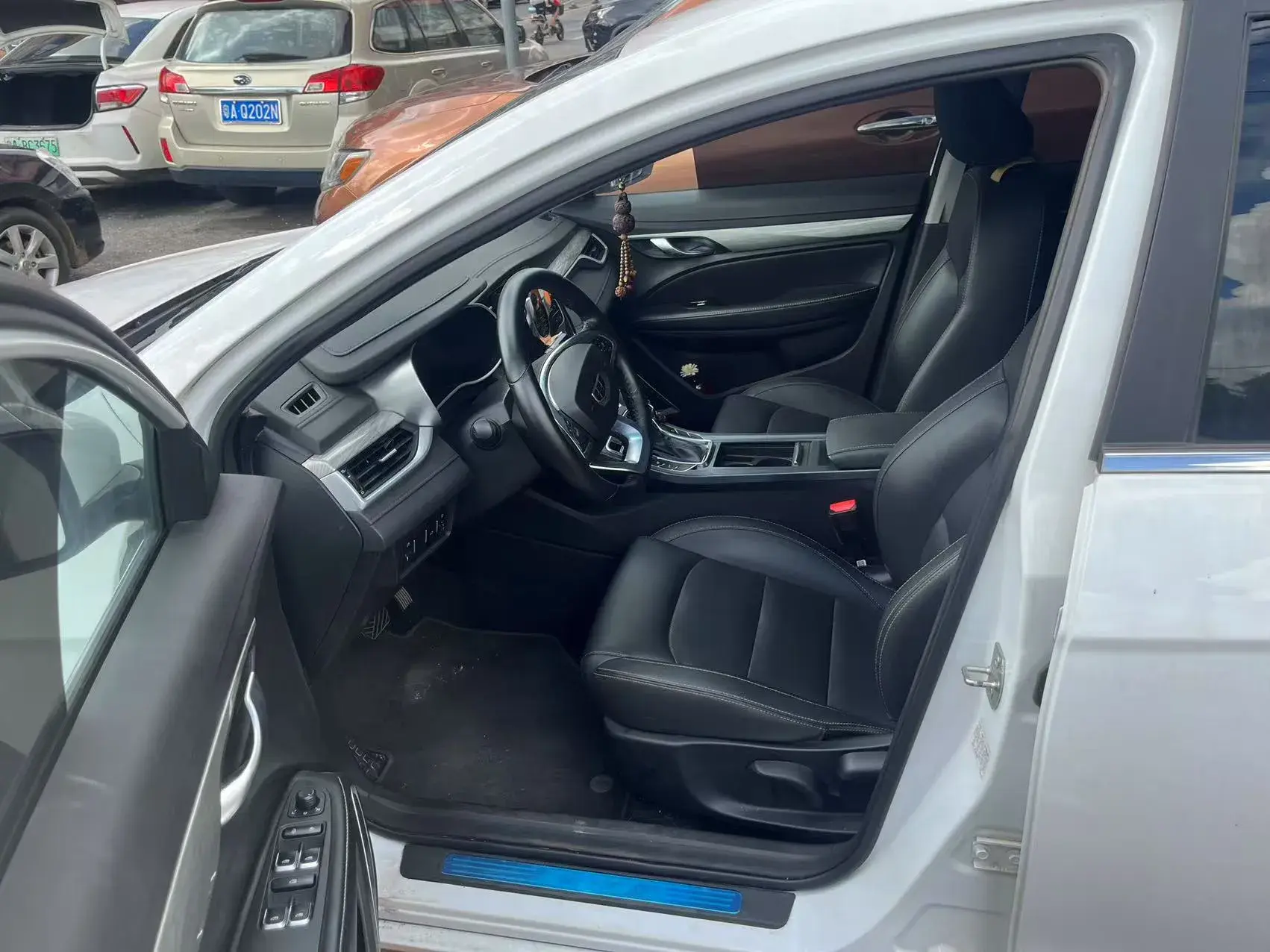 2019 GEELY EMGRAND thumbnail 3