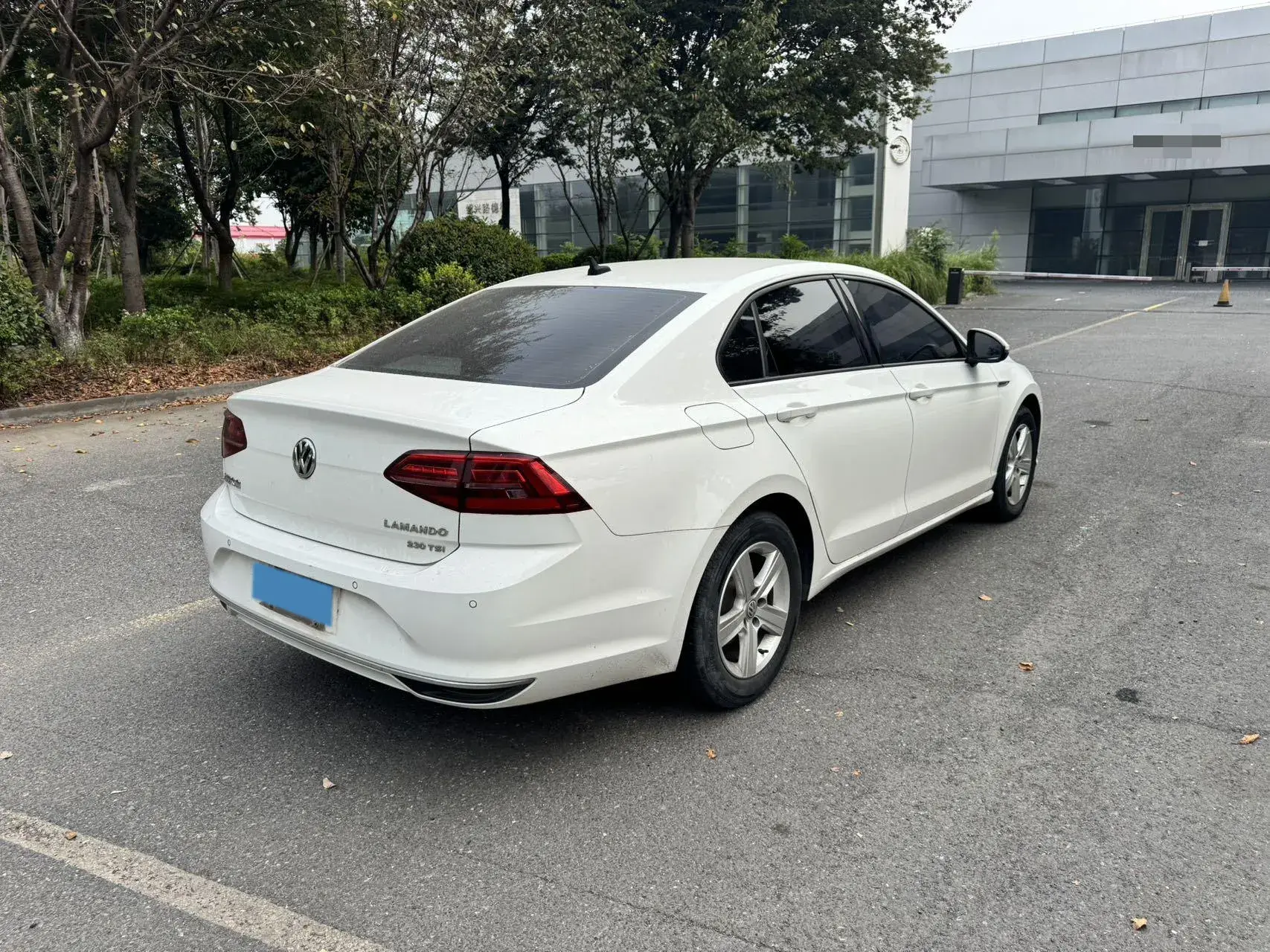 2019 VOLKSWAGEN LAMANDO thumbnail 4